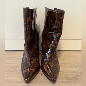 Steve Madden Trista Tortoise Booties - Excellent condition - Size 8